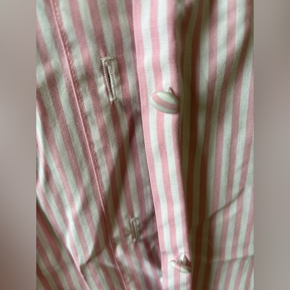 Vintage Pink and White Striped Button-Up Shirt - Picture 3 of 4